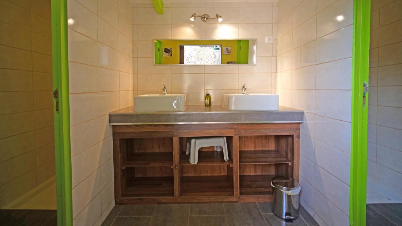 Saint-Florent-des-Bois Aux Yourtes De La Fabrique מראה חיצוני תמונה