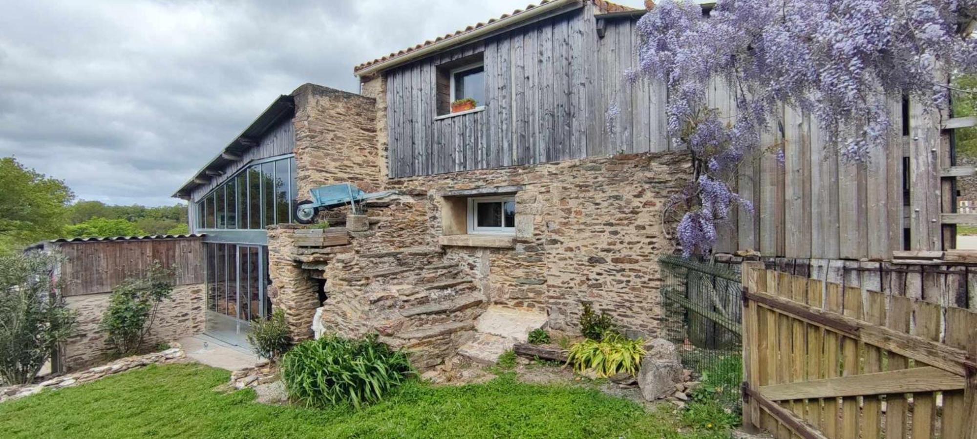 Saint-Florent-des-Bois Aux Yourtes De La Fabrique מראה חיצוני תמונה